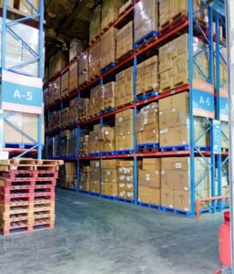 Step-by-step cross-border fulfillment process via HUIXIN Shenzhen and Hong Kong strategic hubs.