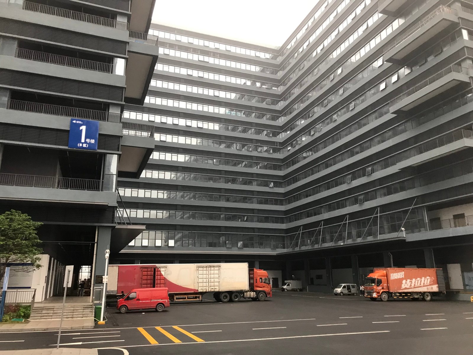 Huixin Shenzhen 120.000㎡ parque logístico inteligente con automatización de almacenes y centro de operaciones 4PL